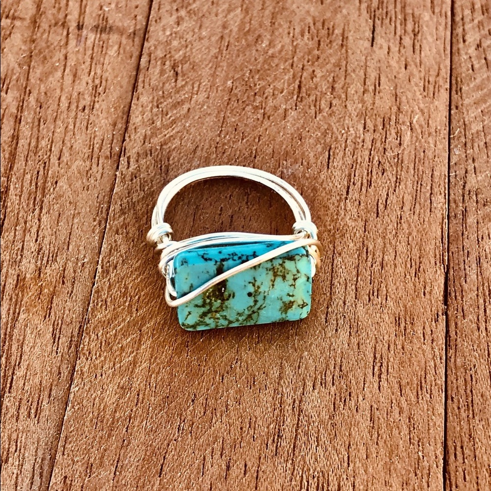 STATEMENT BOHEMIAN FLAT STONE WIRED RING- SILVER - Picture 13 of 13
